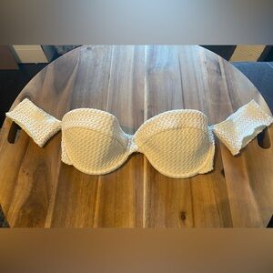 Montce crotchet bikini top